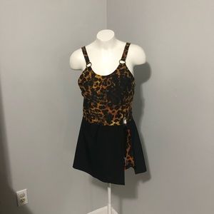 Jaclyn Smith cheetah swimsuit